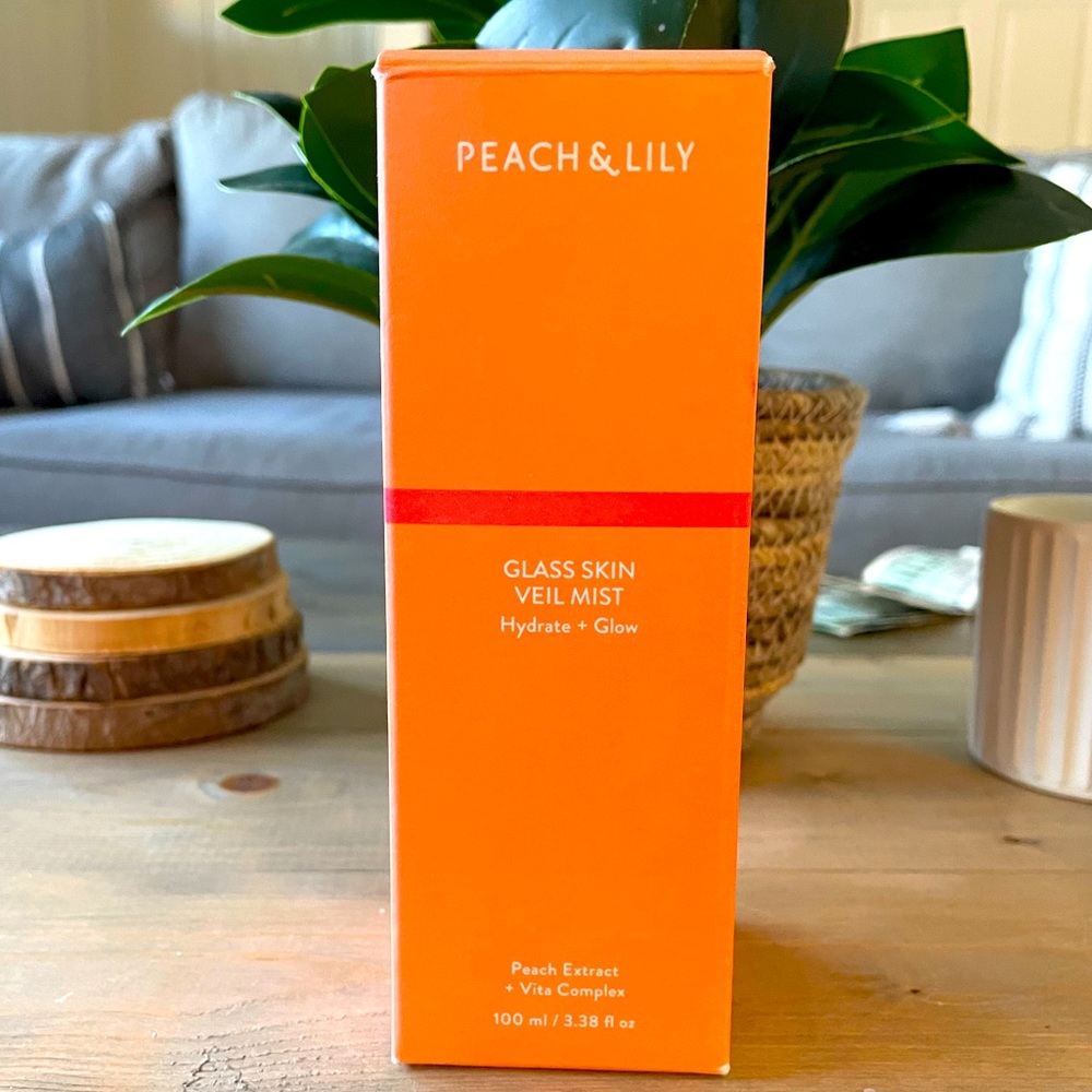 Peach & Lily Glass Skin Veil Mist